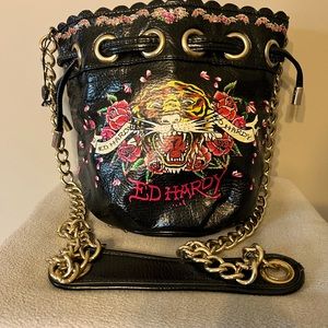 Ed Hardy Tiger Motiff Purse w/ Gold Chain